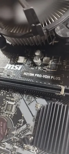Kit Placa Msi Lga 1151, Proce Core I7 9700 8gb Ddr4 Usado Negro - Imagen 5